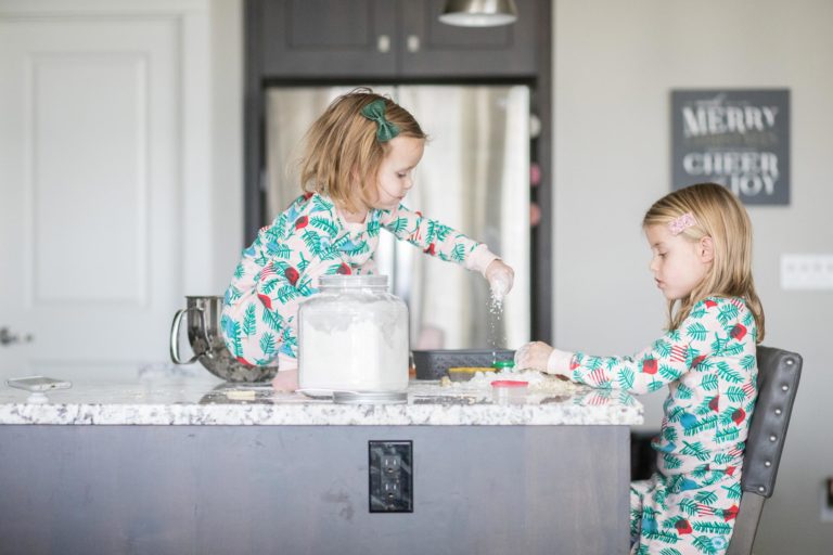 Holiday Baking | Boise Lifestyle Photographer